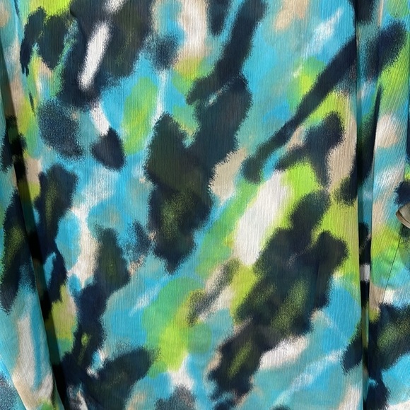 Cato blouse. Large flowing sleeves. Sheer top. - Picture 4 of 5